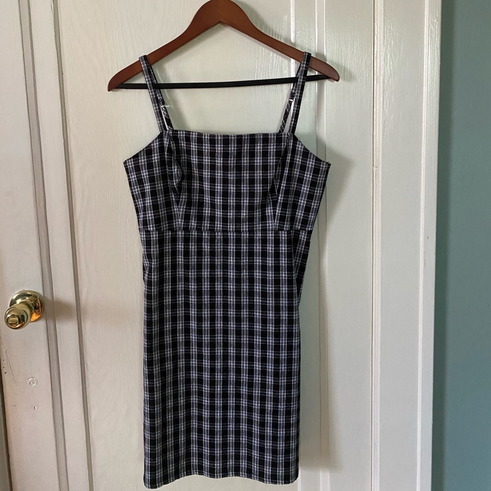 Hollister Black & White Plaid Dress